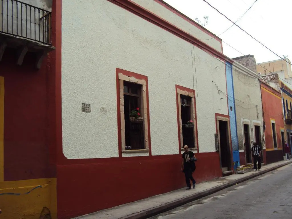 Antigua Casa De Musica