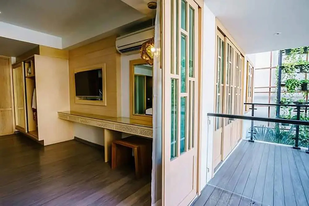 Deluxe Double room with balcony (full double bed)