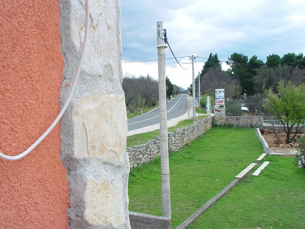Apartment With one Bedroom in Tribanj, With Furnished Terrace and Wifi