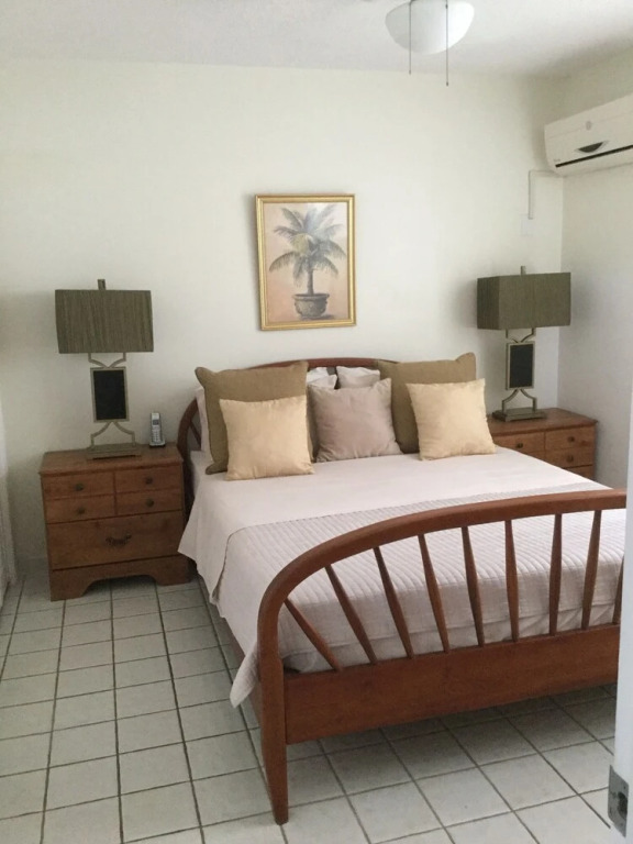 Charming 1-bed Apartment Near Port Lucaya — фото 3