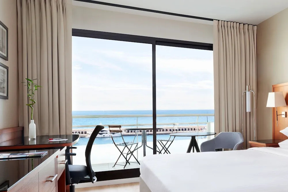 Riviera Marriott La Porte de Monaco - Chambres