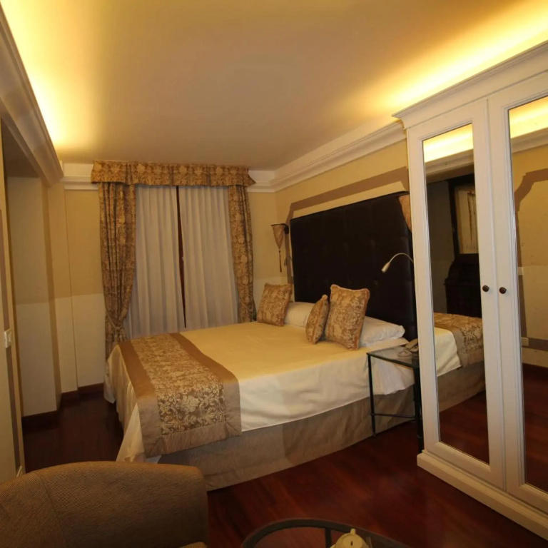 Hotel photo 37