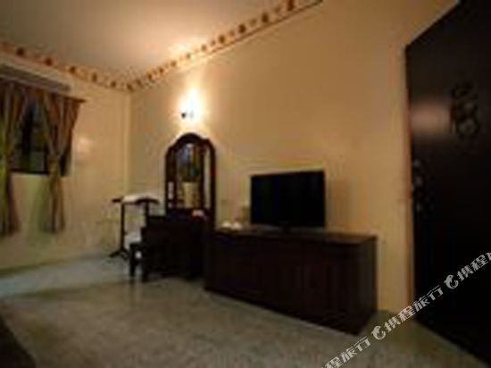 Banana Boutique Hotel