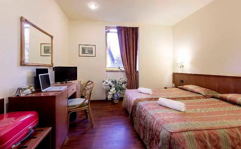 Hotel Tivoli - Chambres