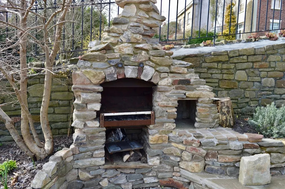 3 Bedroom House With Garden in Montpelier