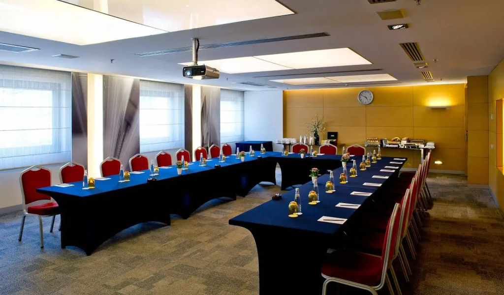 Holiday Inn Istanbul City — Стамбул, Туреччина мініатюра 17