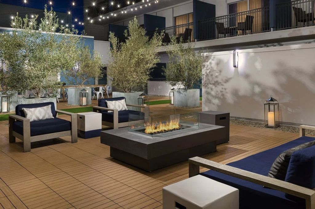 Luxe Rodeo Drive Hotel - Général