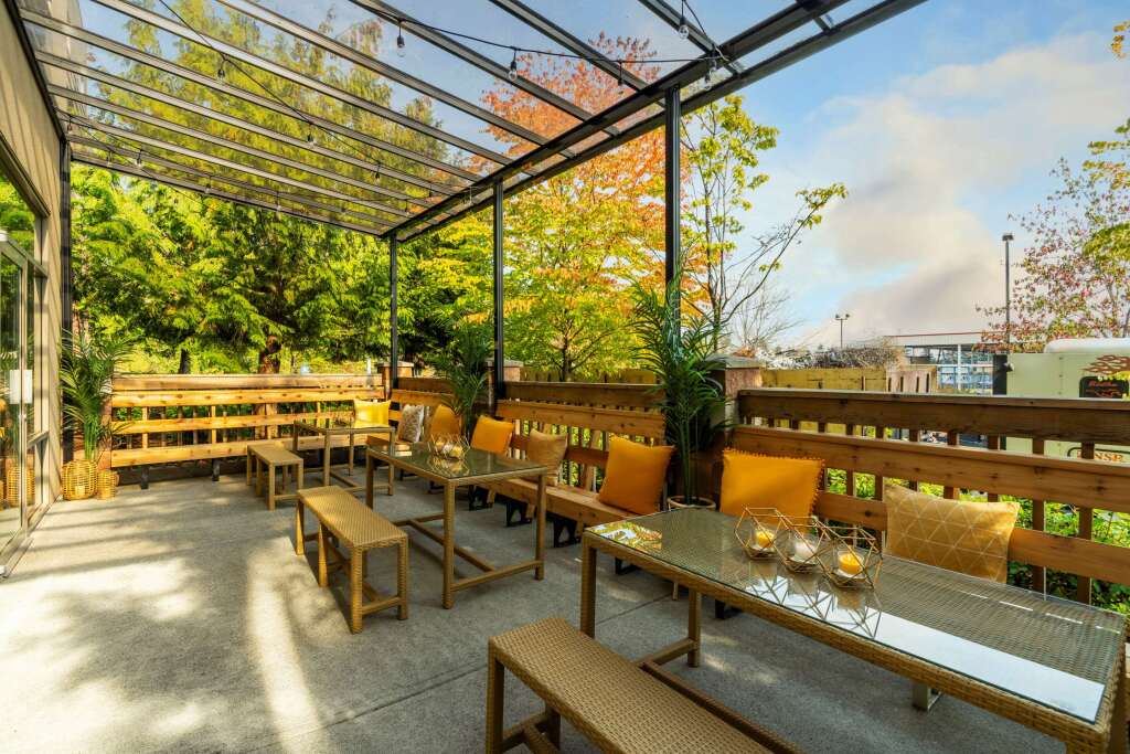 Comfort Inn Surrey Hotel - фото 30