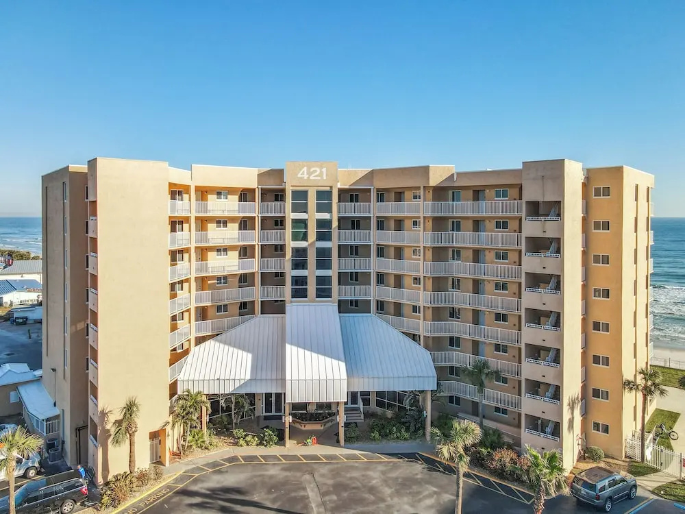 Oceania Beach Club 503