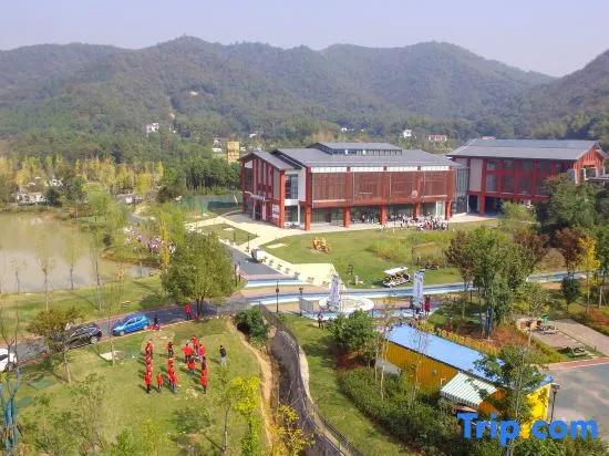 Xiangtan Tuju Camping Shanye Resort RV Homestay