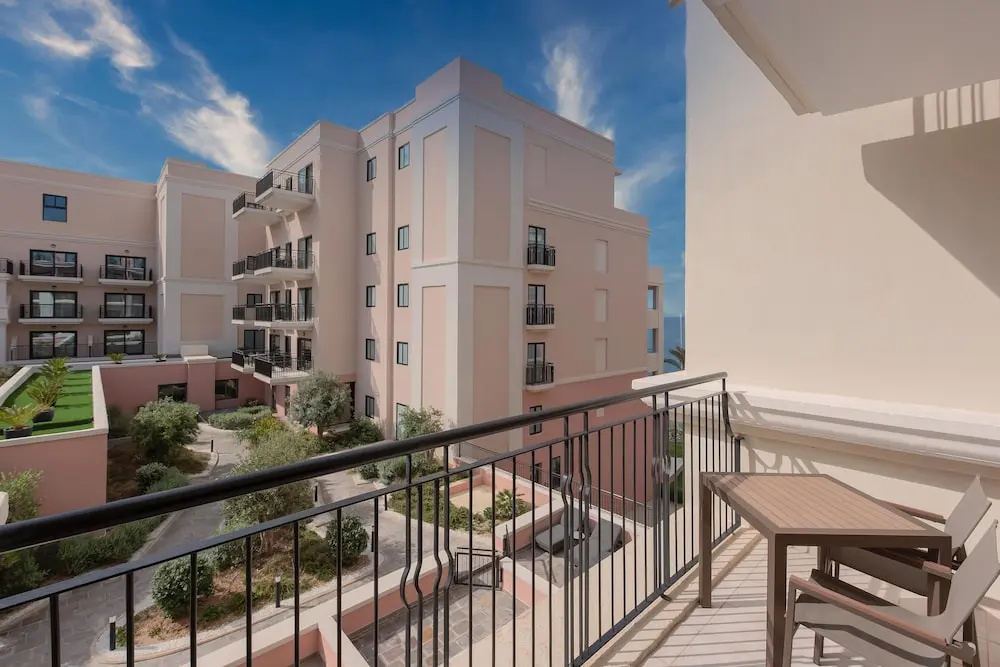 The Westin Dragonara Resort, Malta - Chambres