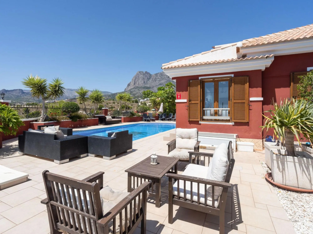 Alluring Villa in Finestrat With Swimming Pool
