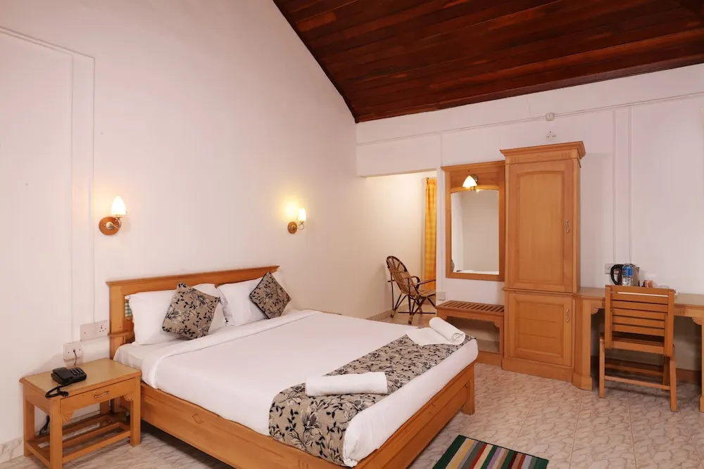 Deluxe Double room with view (full double bed)