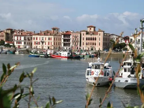 Beach & Waterfront