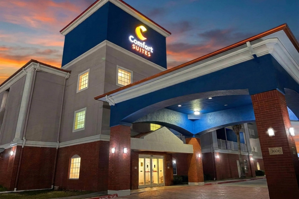 Comfort Suites Galveston Cruise Port Area – Beachside