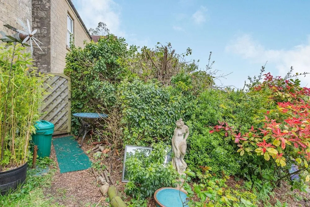 Hillside Cottage
