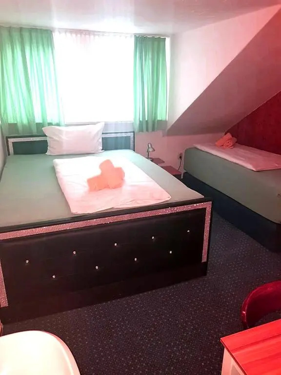 Standard Double room (twin beds)