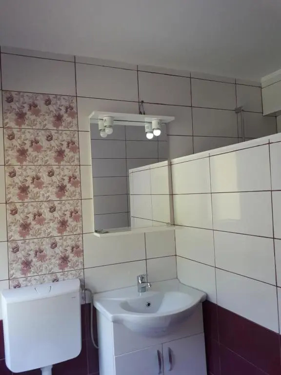 Standard Double room with balcony (full double bed)