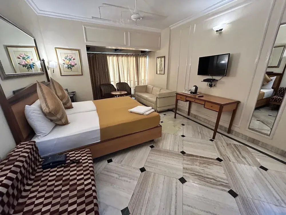 Номер Deluxe в Royal Park Hotel