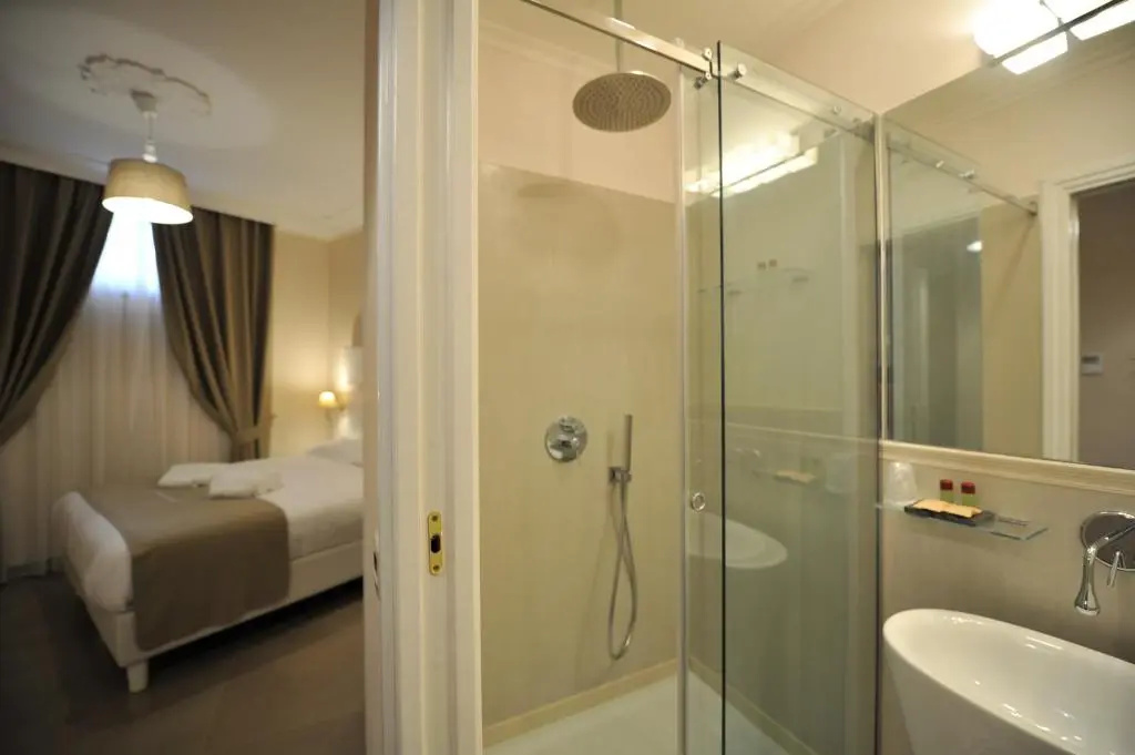 Economy room