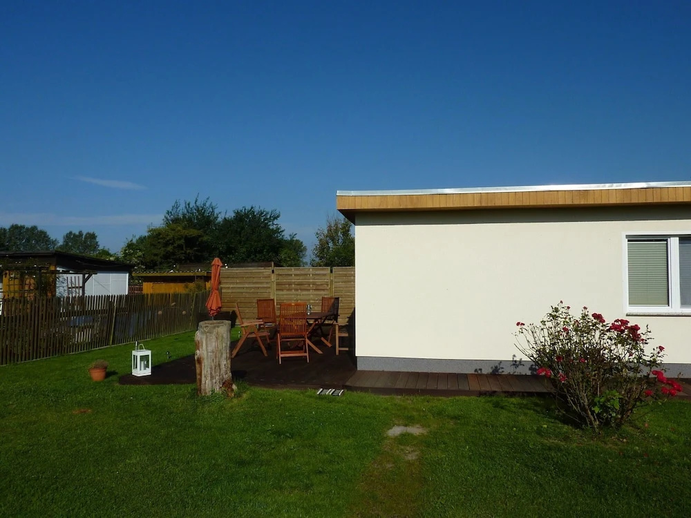 Modernly Furnished Holiday Home Near the Beach