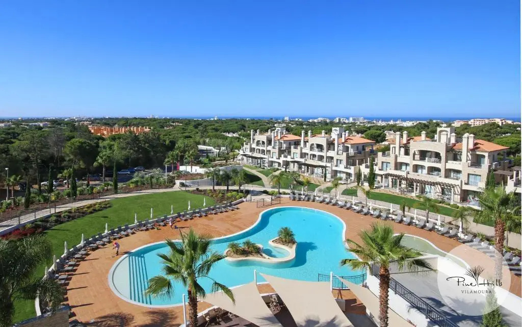 Beach & Waterfront