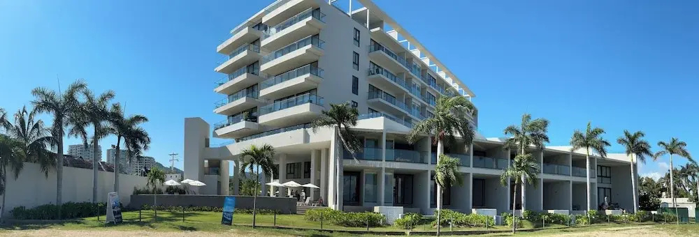 Zantamar La Cruz Beach & Pool