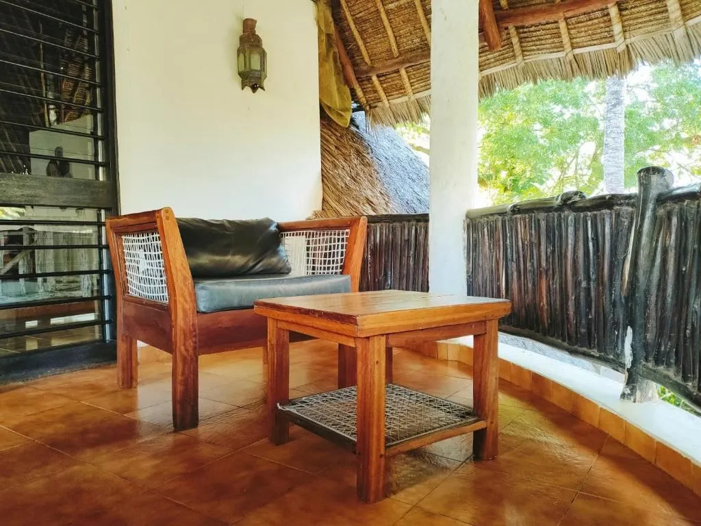 Upani in Daini