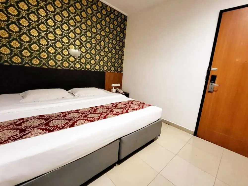 RedDoorz @ Alam Sutera - фото 26