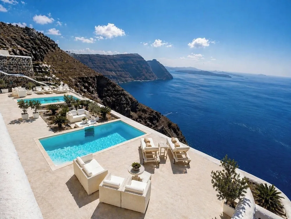 Neraé Santorini — 3