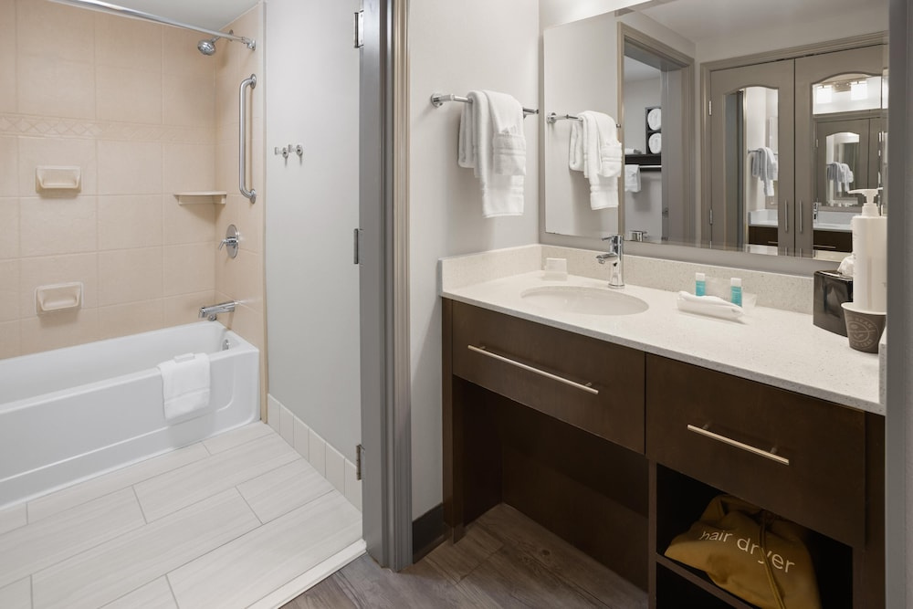 Homewood Suites by Hilton Montgomery EastChase - Chambres