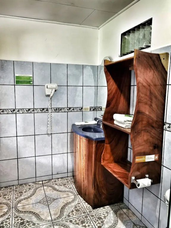 Economy room