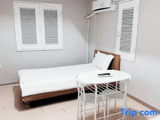 Deluxe Double room (twin beds)