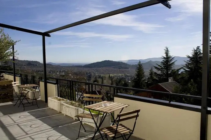 Balcony & Terrace