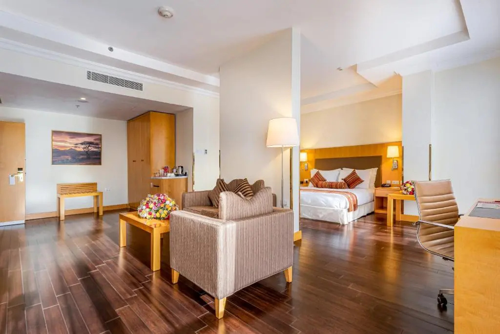 Executive Double Suite (full double bed)