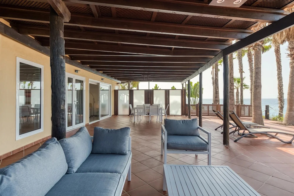 Luxury terrace Sea front P67B by CanariasGetaway