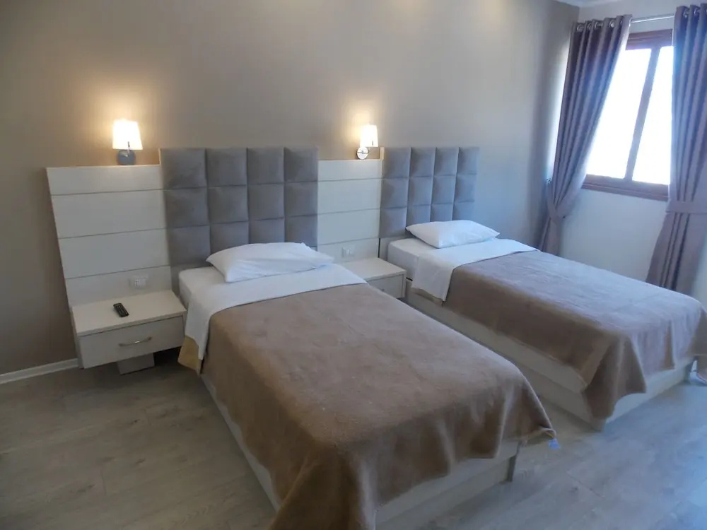 Standard Double room with sea view (full double bed)