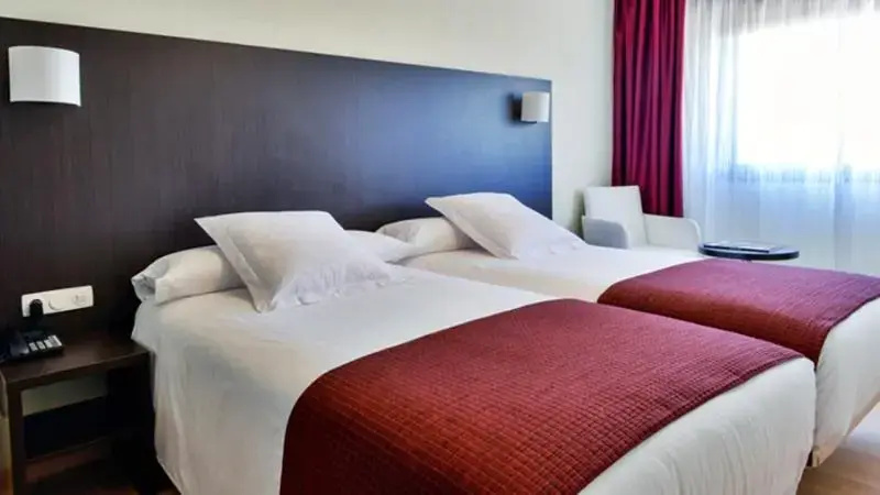 Hotel Santiago Apostol - Chambres