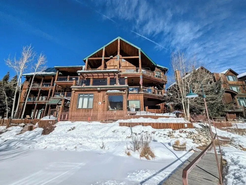 201 Mill Creek Condo