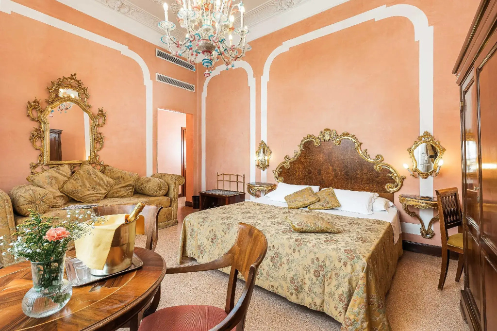 Hotel photo 25