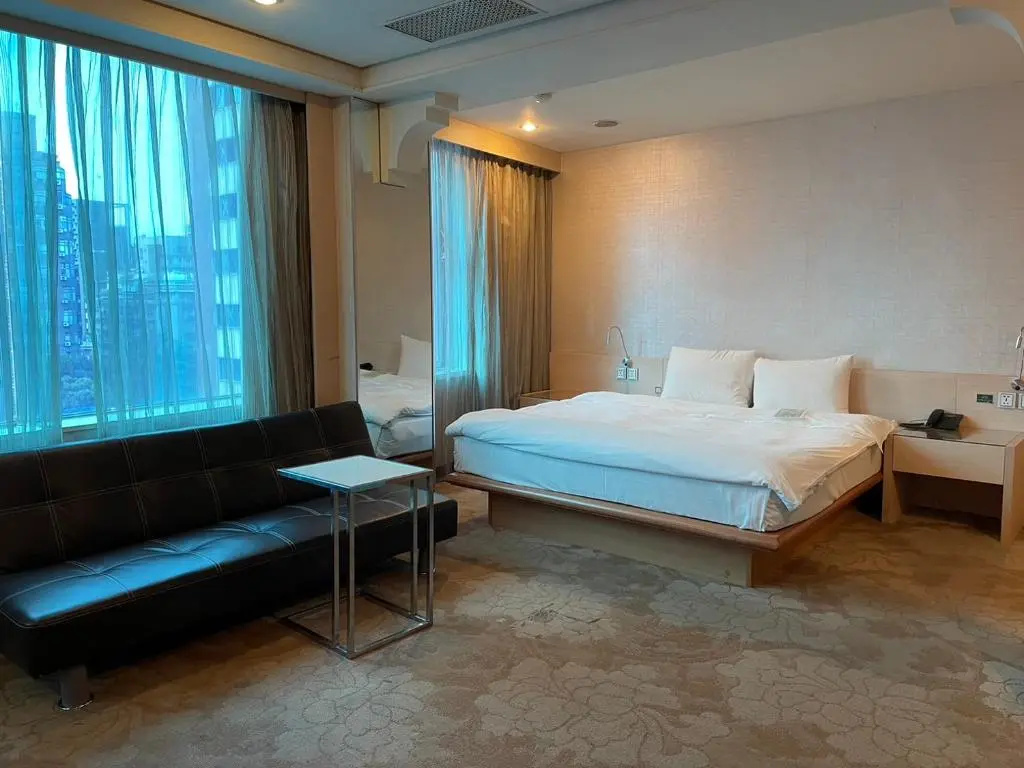 Yomi Hotel - MRT Shuanglian Station - Chambres