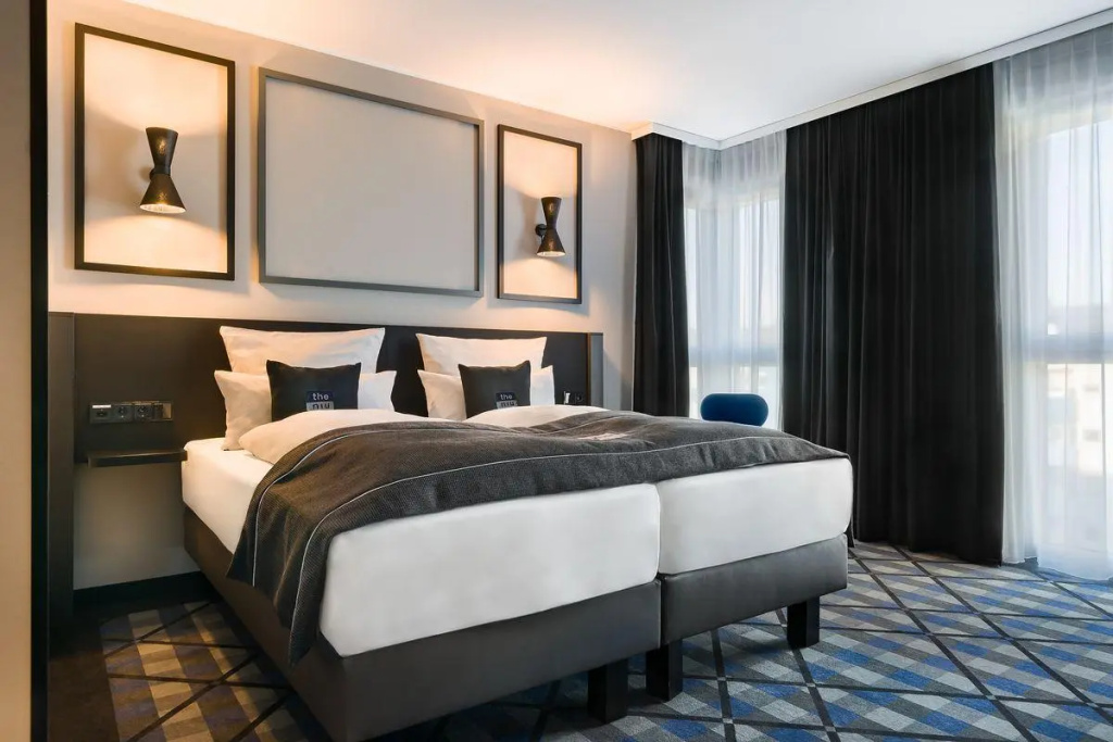 Superior room