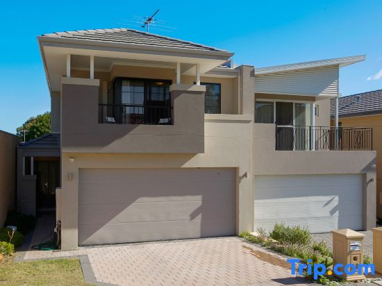 Cozy 3-Bed Townhouse in Palmyra - Perfect for Families