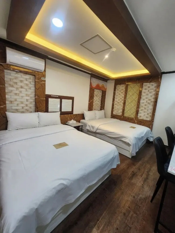 Deluxe Double room (twin beds)