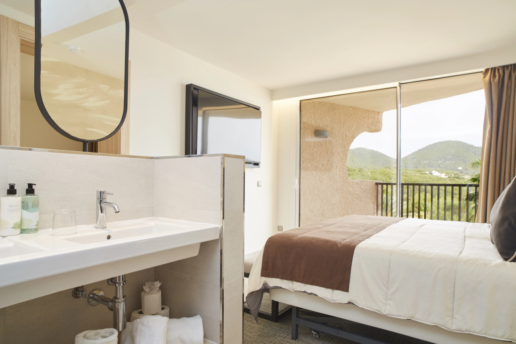 Invisa Hotel Club Cala Blanca - Général