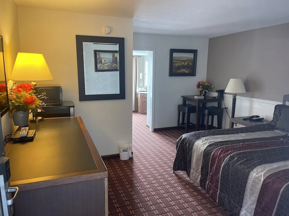 Luxury Suite