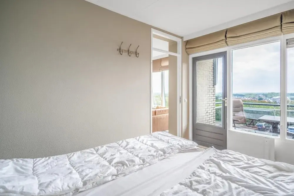 2 Person Apartment With Island View