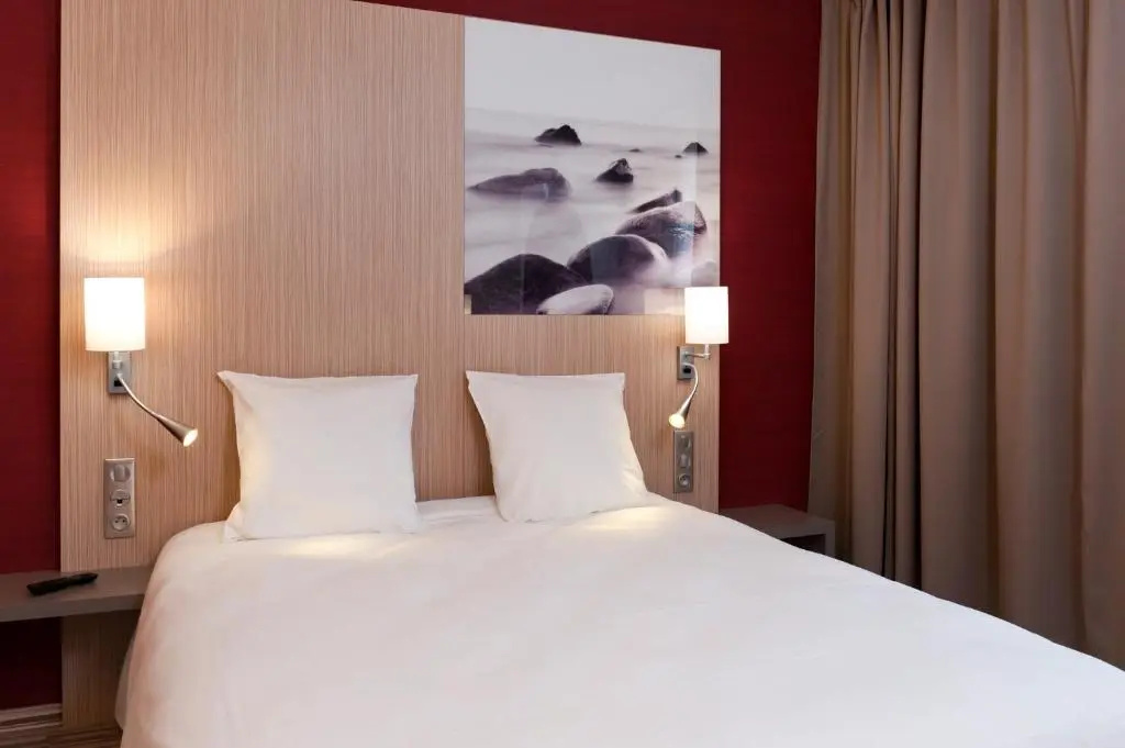 Standard Double room (full double bed)