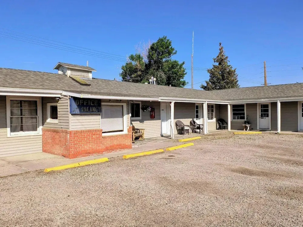 Big Sky Motel