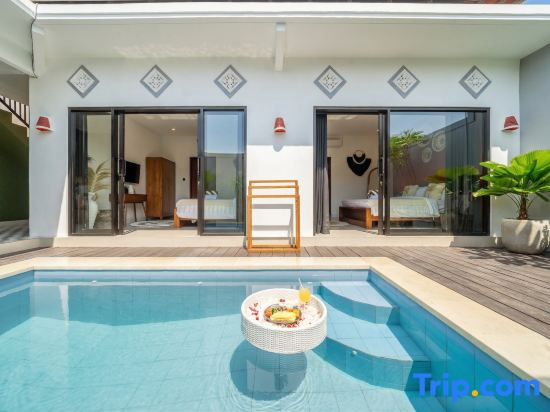 Bella Vita-2BR Villa in Canggu-Pool&Rooftop